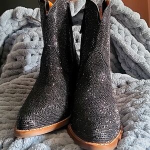 Dingo Western Glitter Rhinestone Ankle Boots Size 9
